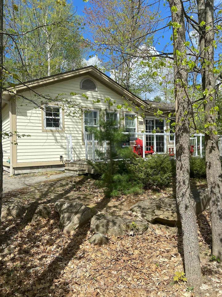1052 Rat Bay Rd 109-1 Road — photo 1
