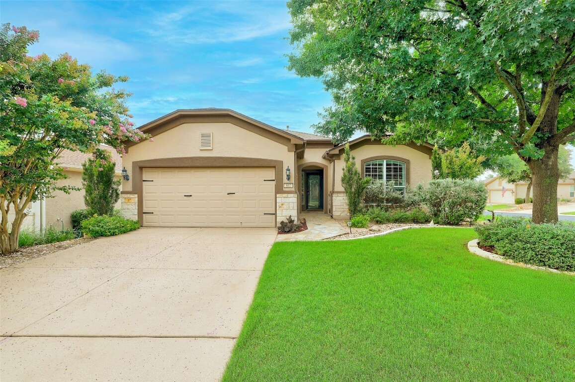 Property Photo: 802 Apache Mountain Lane TX 78633