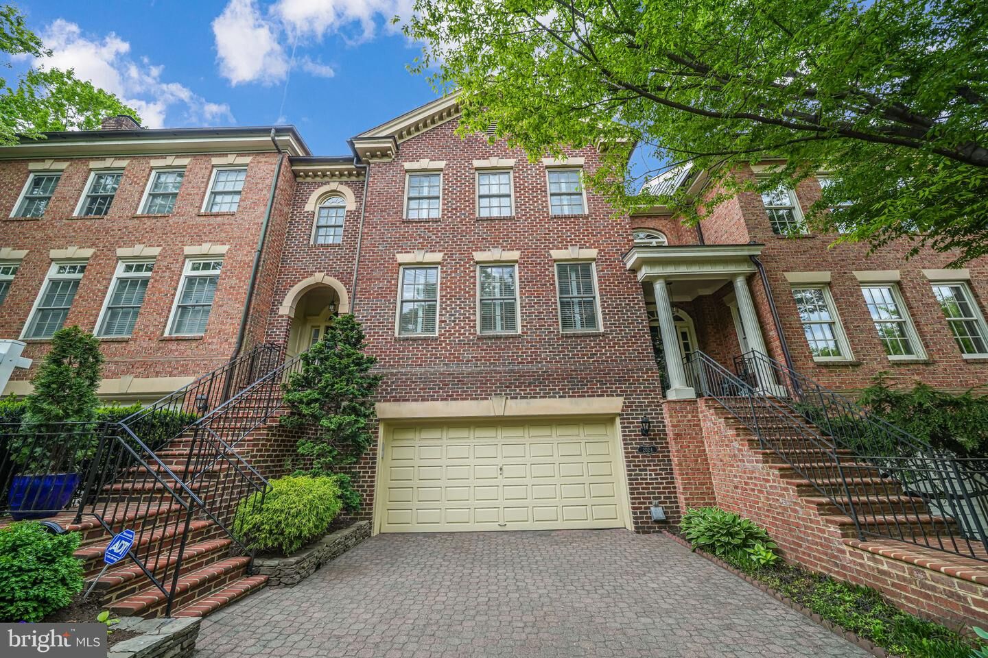 Property Photo: 2024 Mayfair McLean Court VA 22043