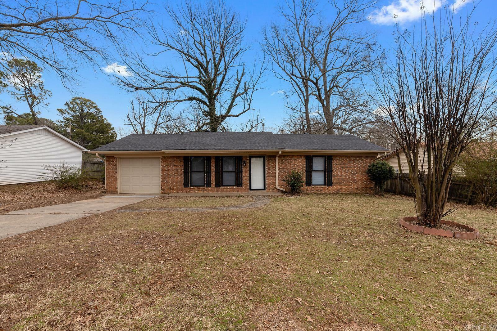 Property Photo: 712 Lehman Drive AR 72076