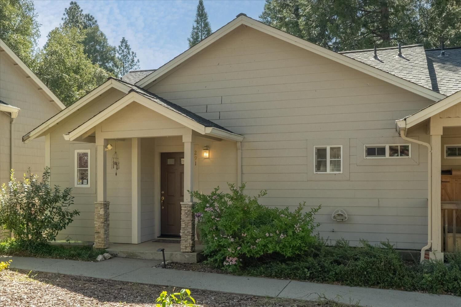 Property Photo:  291 Fairway Village Drive  CA 95247 