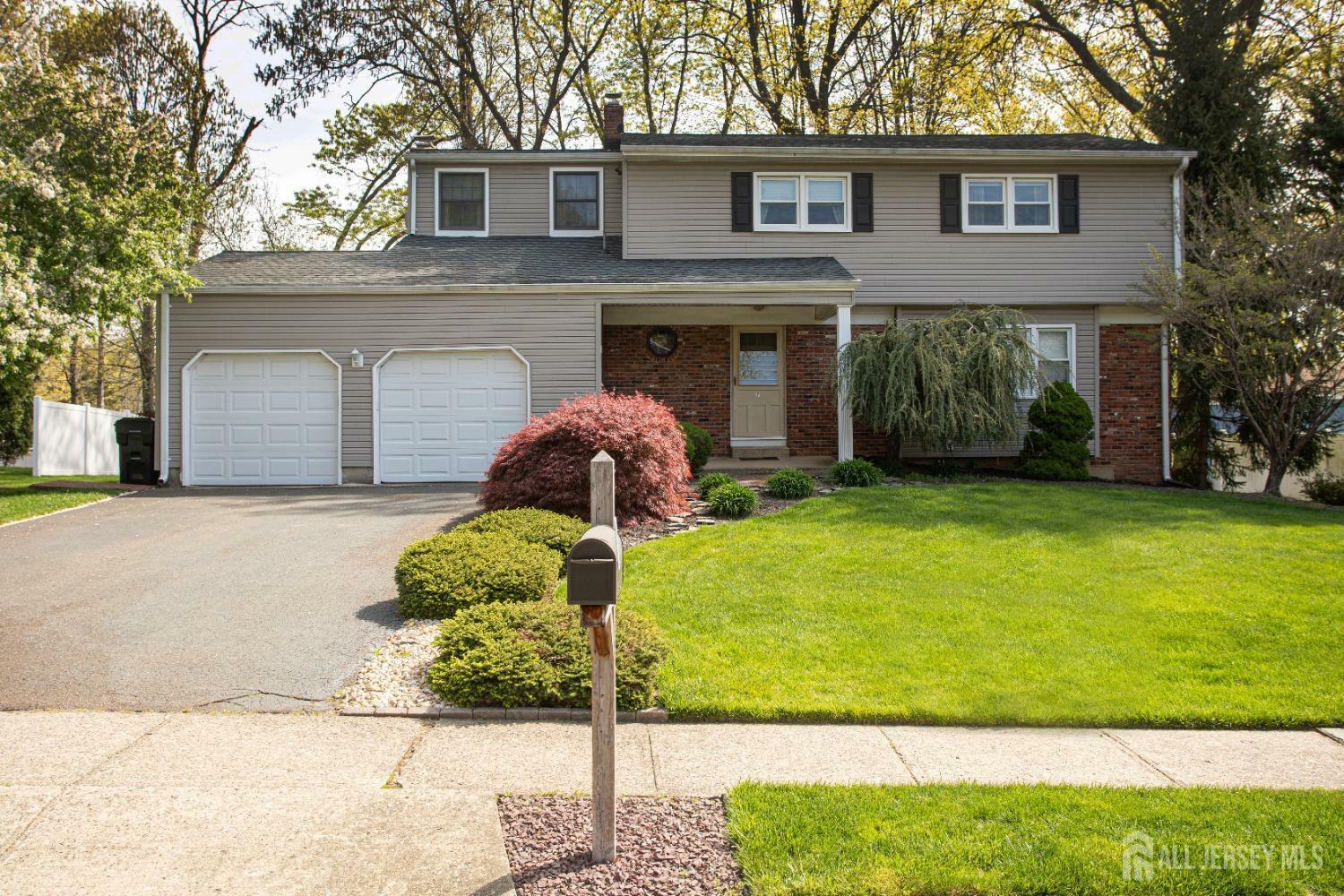 7 Colt Court  East Brunswick NJ 08816 photo