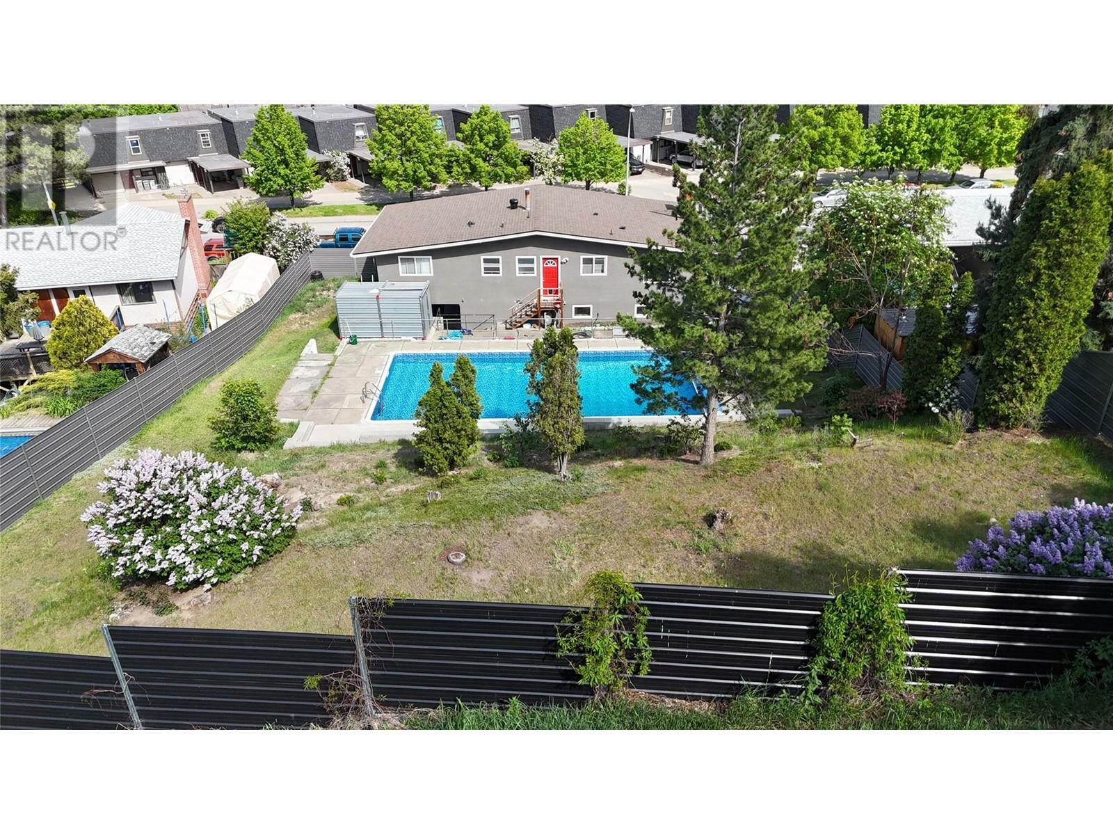 Property Photo: 355 Pemberton Terrace BC V2C 1T2