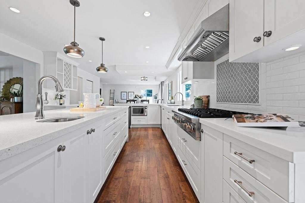 Property Photo: 1747 Amble Greene BC V4A 6H3