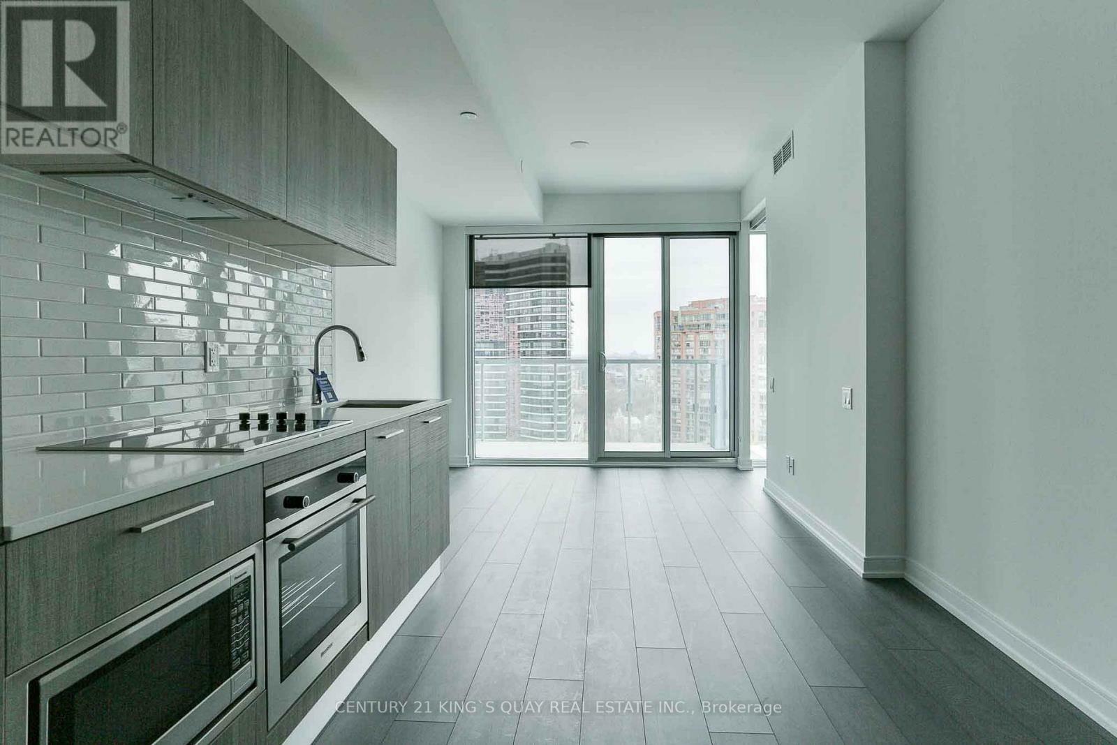 Property Photo: 3 Gloucester Street 2513 ON M4Y 0C6