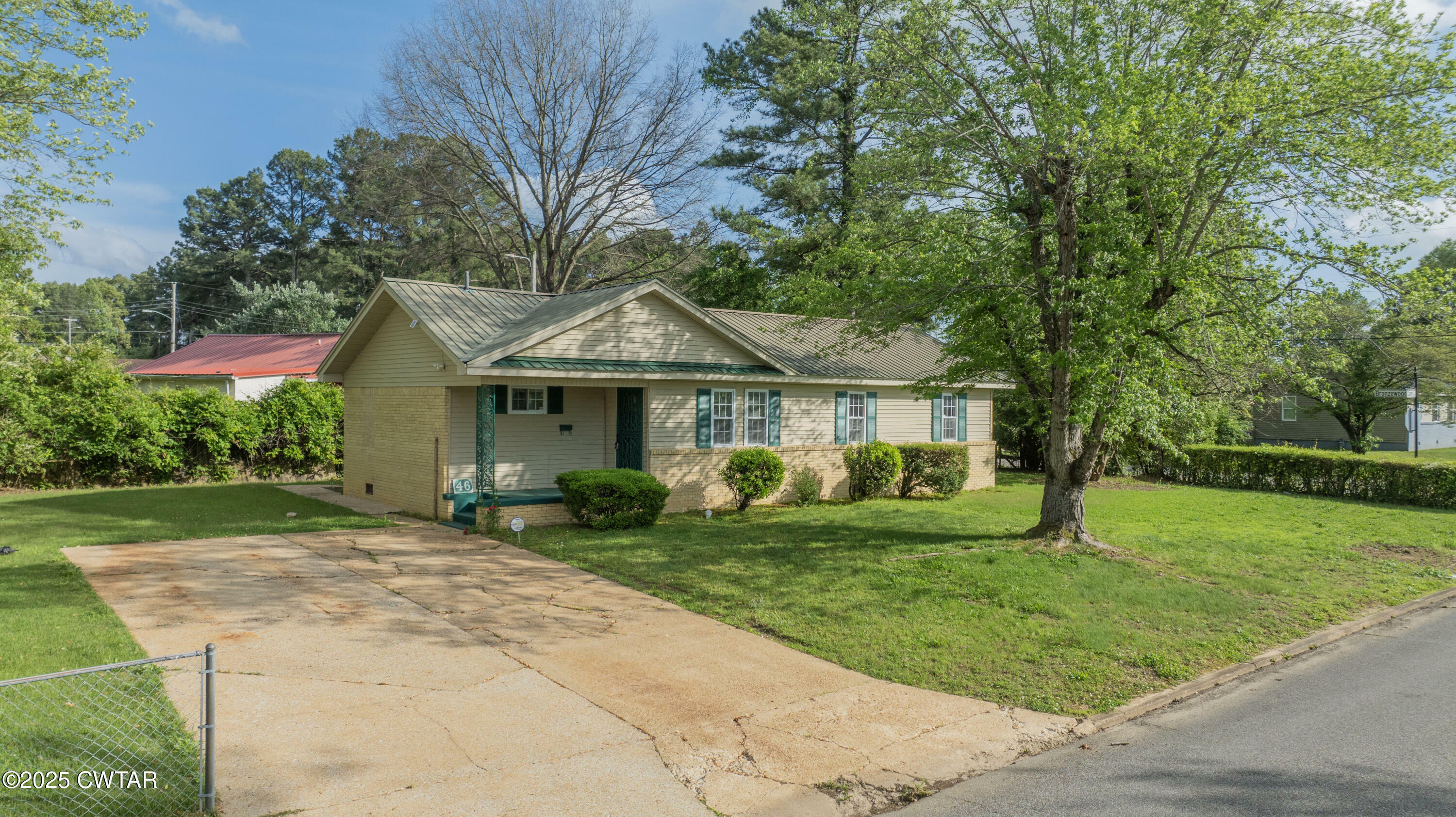 Property Photo: 46 Carver Avenue TN 38301