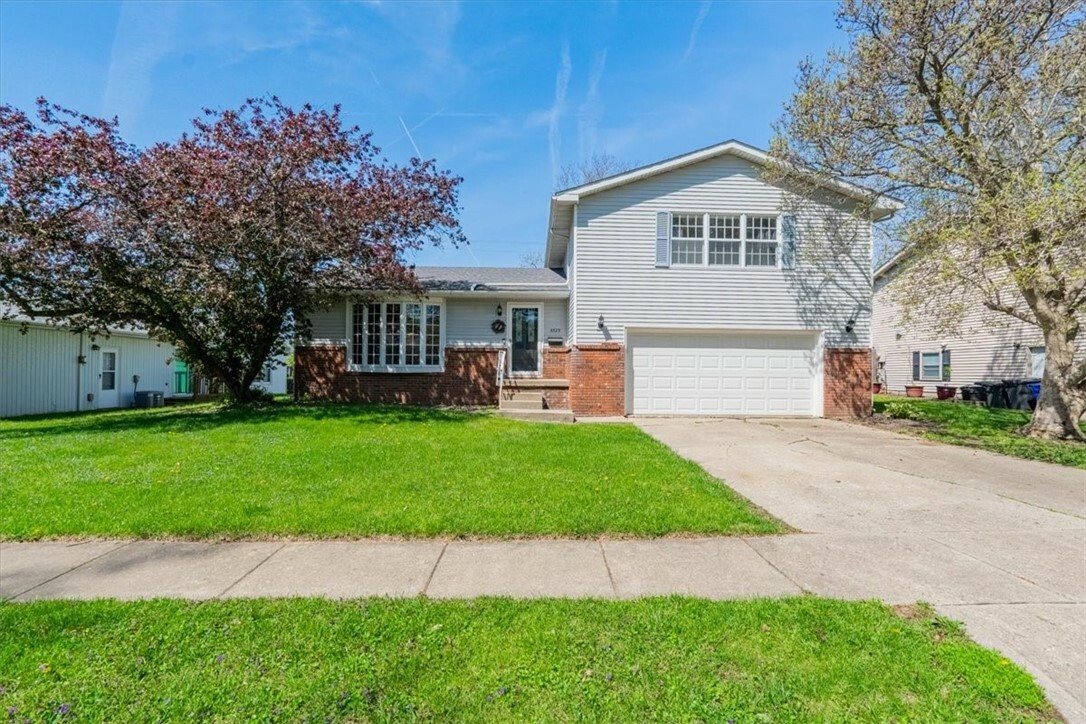 4525 N Adams Drive  Decatur IL 62526 photo