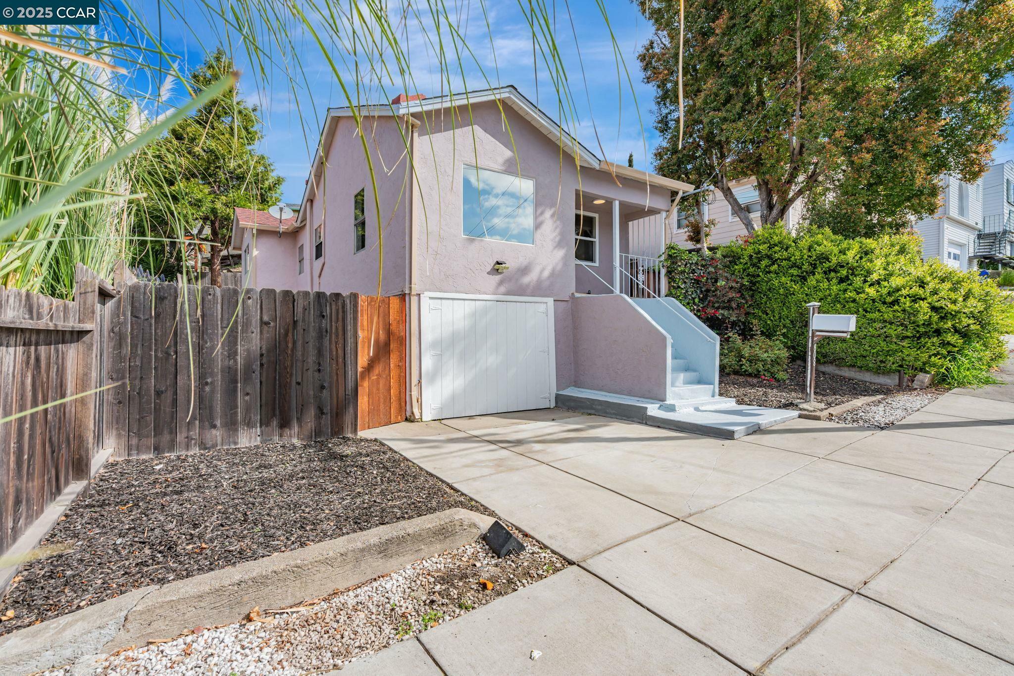 Property Photo: 808 4th CA 94572