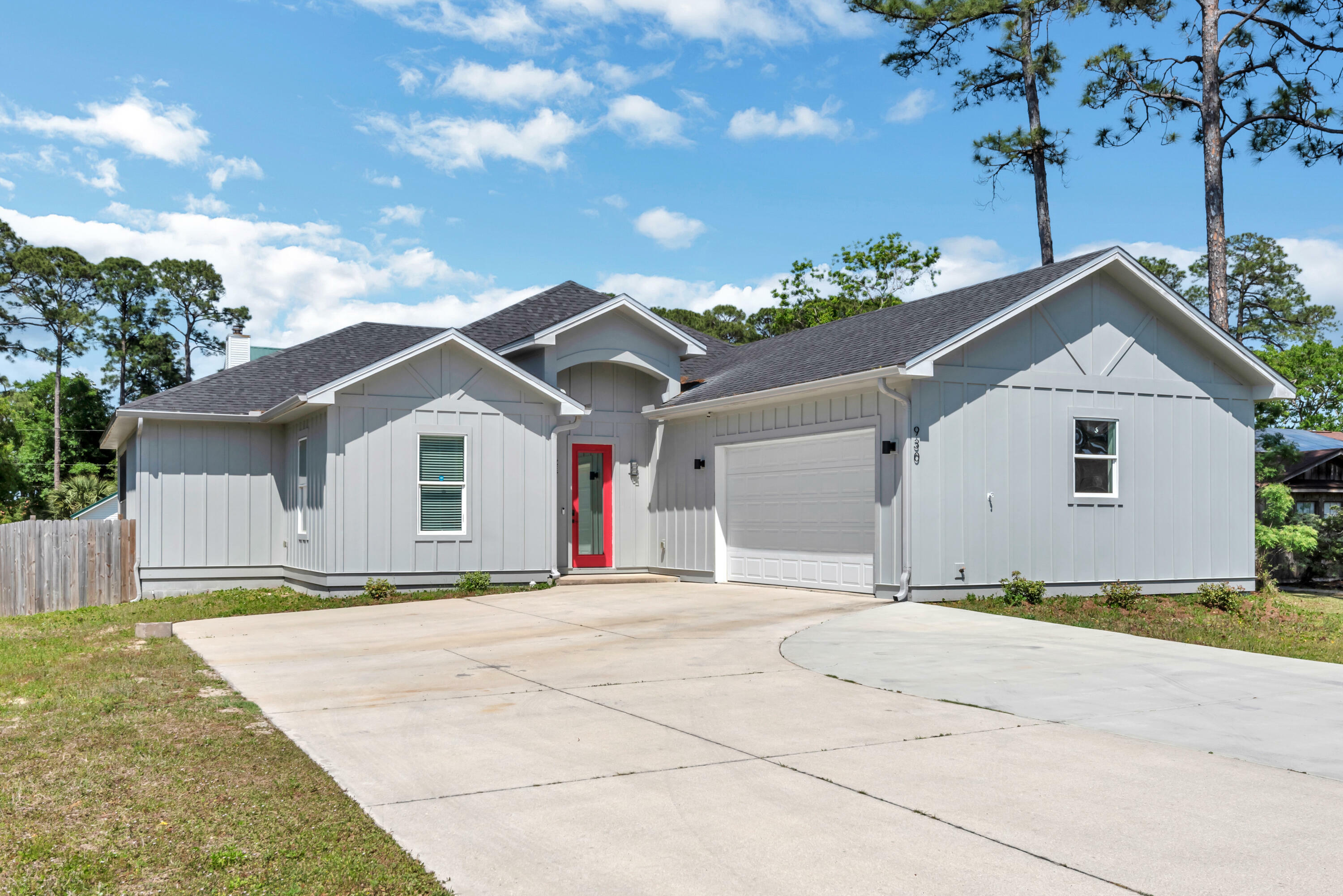 Property Photo: 930 Forest Shore Drive FL 32550
