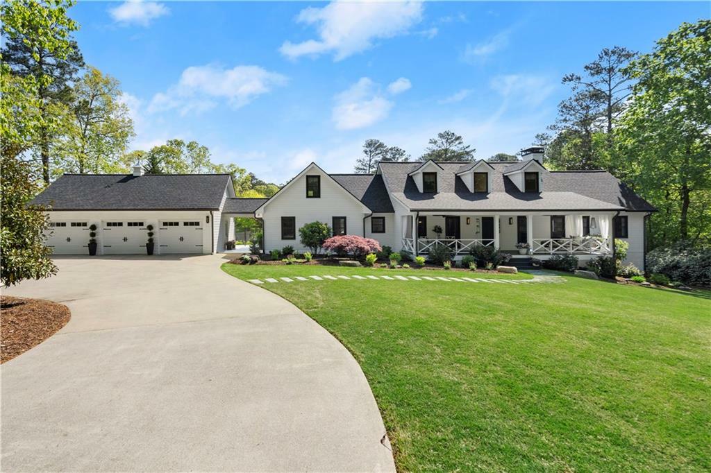 Property Photo: 4440 Webb Bridge Road GA 30005