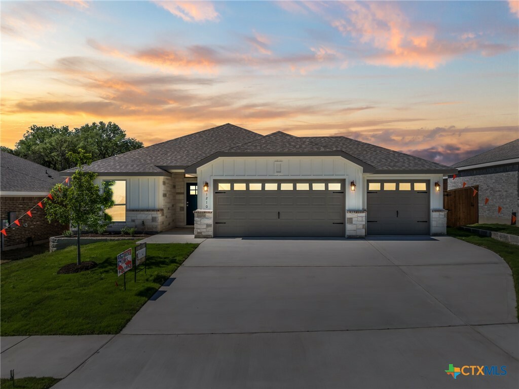 Property Photo: 1210 Victory Ranch Trail TX 76542