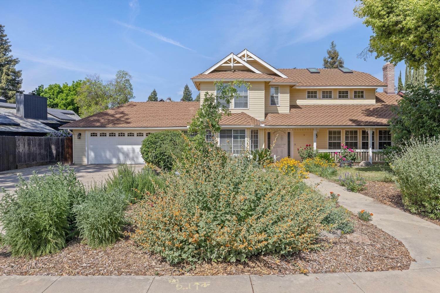 Property Photo: 1111 N Bollinger Street CA 93291