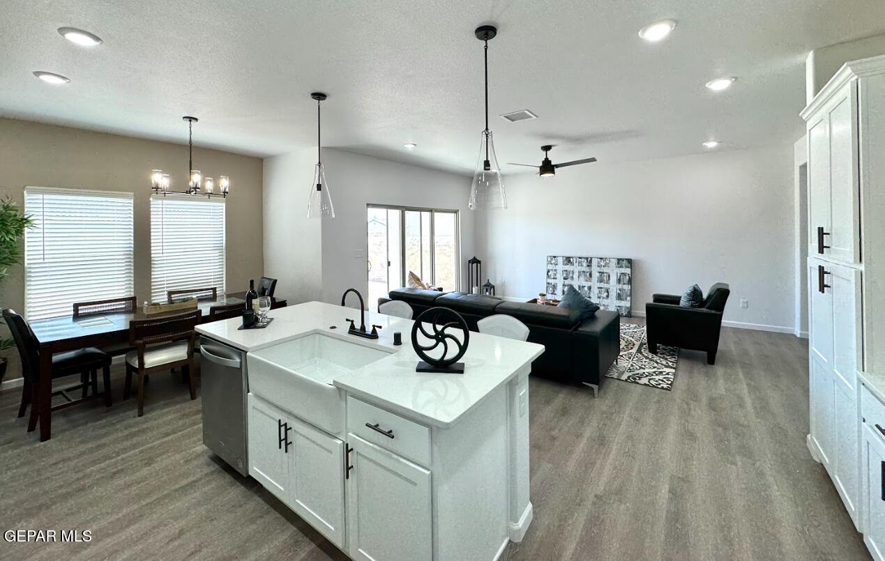 Property Photo:  944 Aqueduct Avenue  TX 79932 