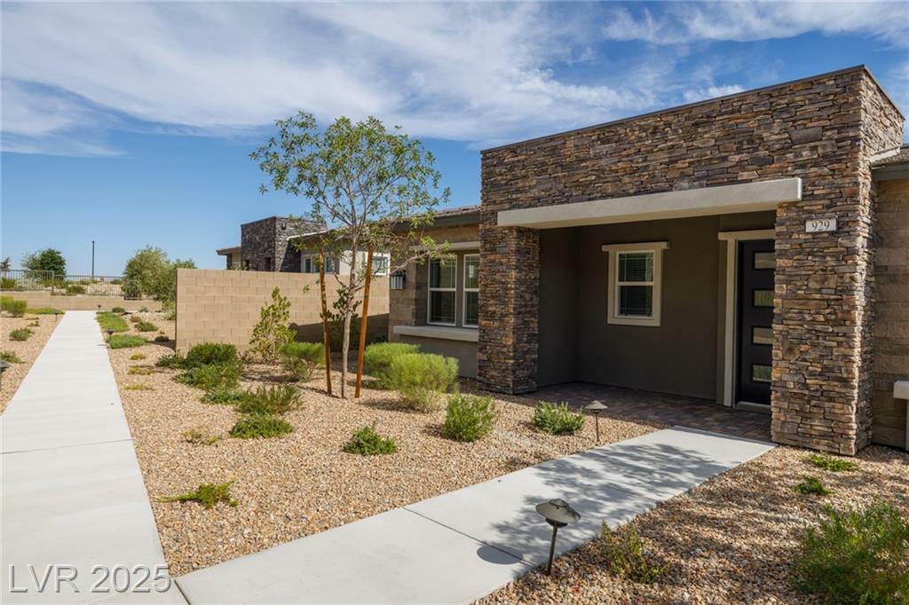 Property Photo: 929 Silverfir Court NV 89138