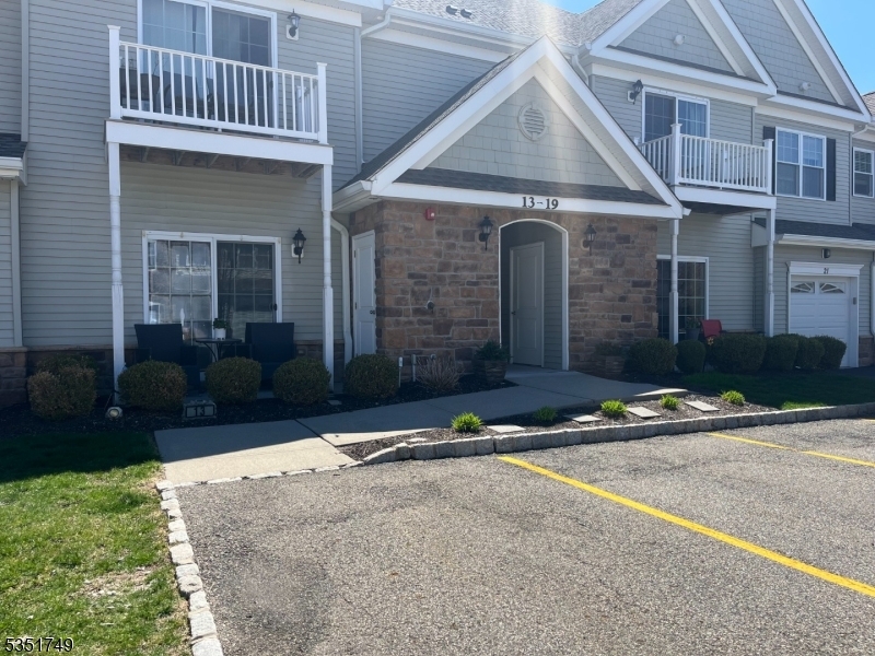 Property Photo: 19 Dogwood Ln 19 NJ 07420