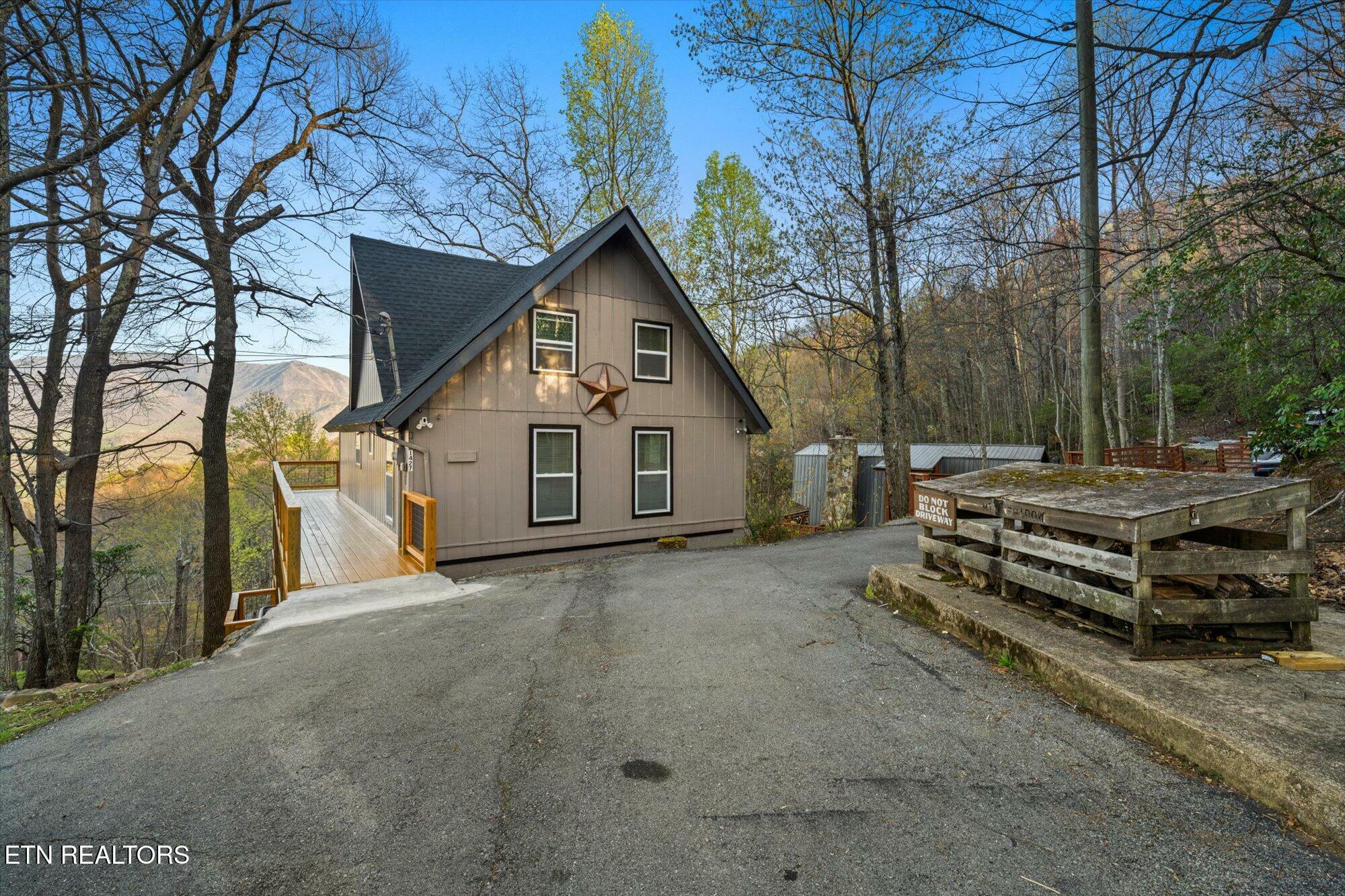 Property Photo: 1427 Nordic Drive TN 37738