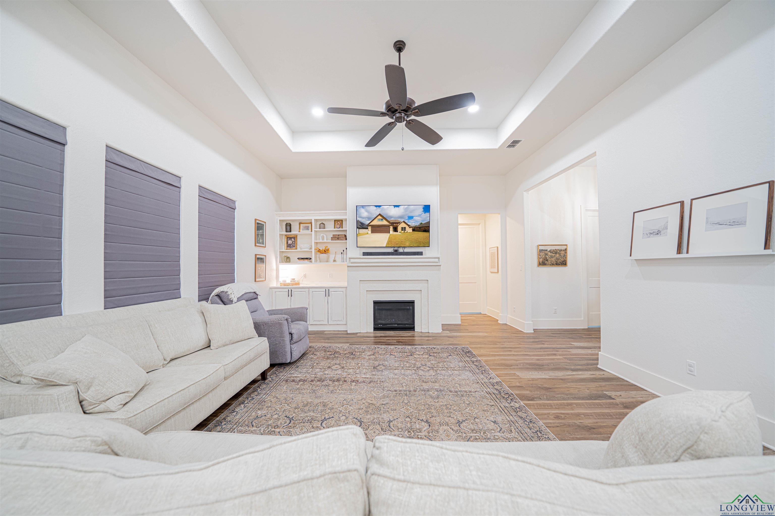 Property Photo: 111 Decoy Ln TX 75650