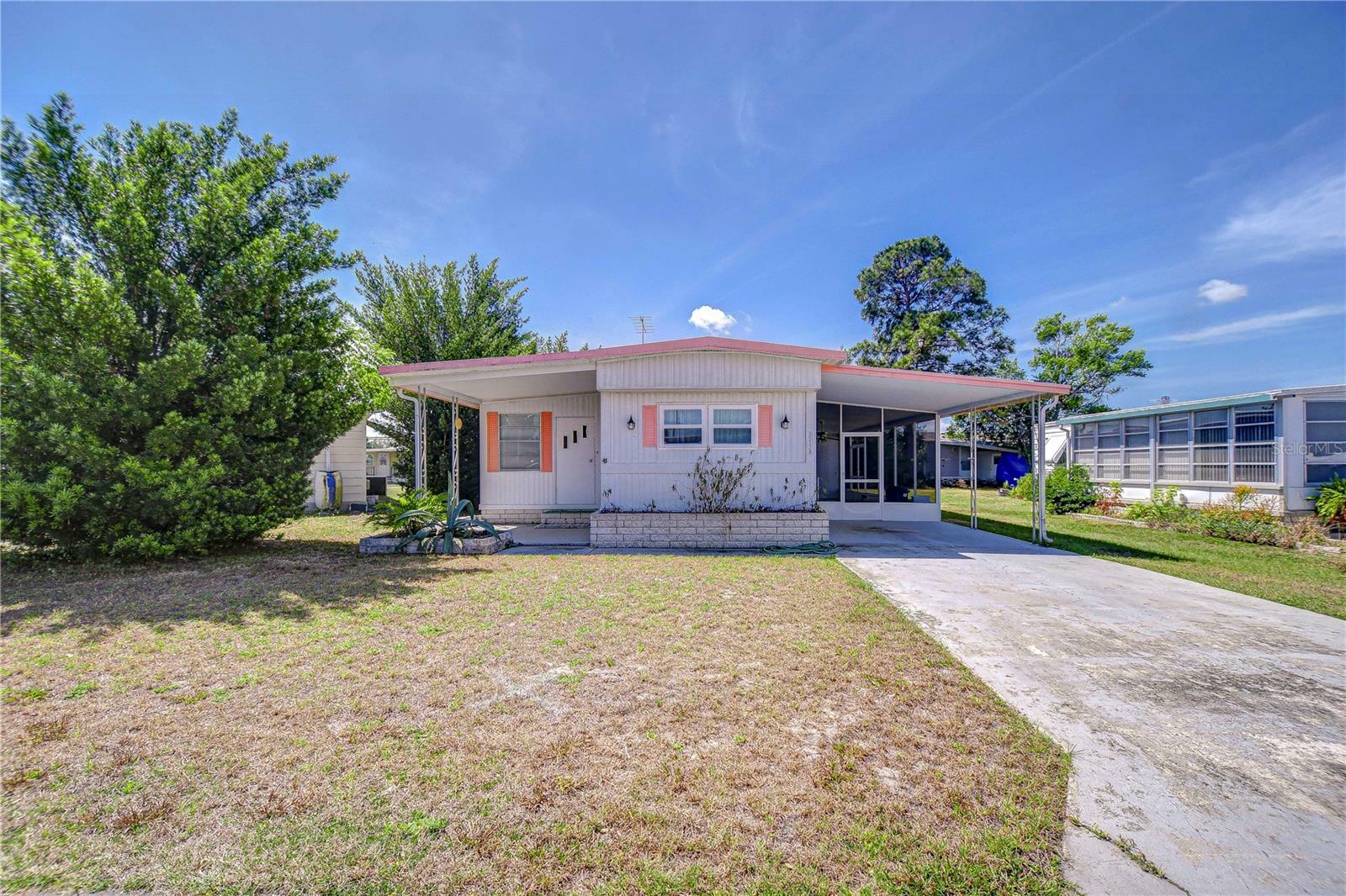 Property Photo: 35128 Dale Avenue FL 33541