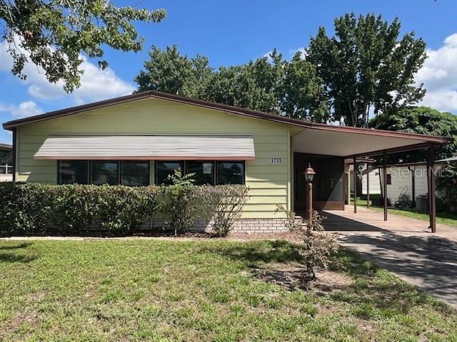 Property Photo: 1705 Kiley Court FL 32159