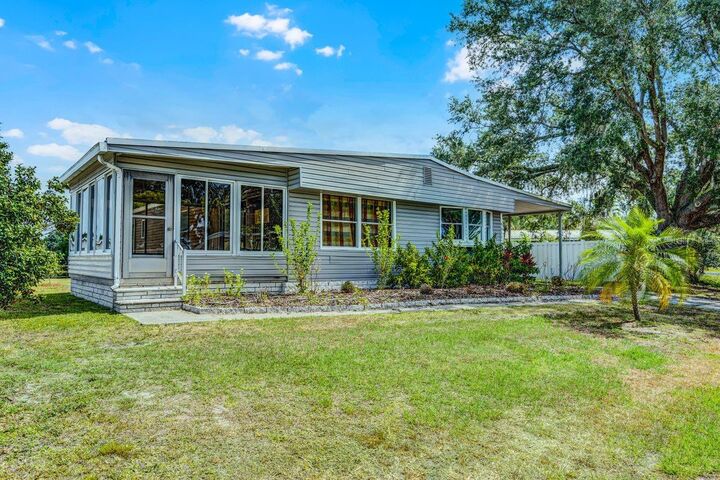Property Photo:  9032 Sarah Drive  FL 33868 