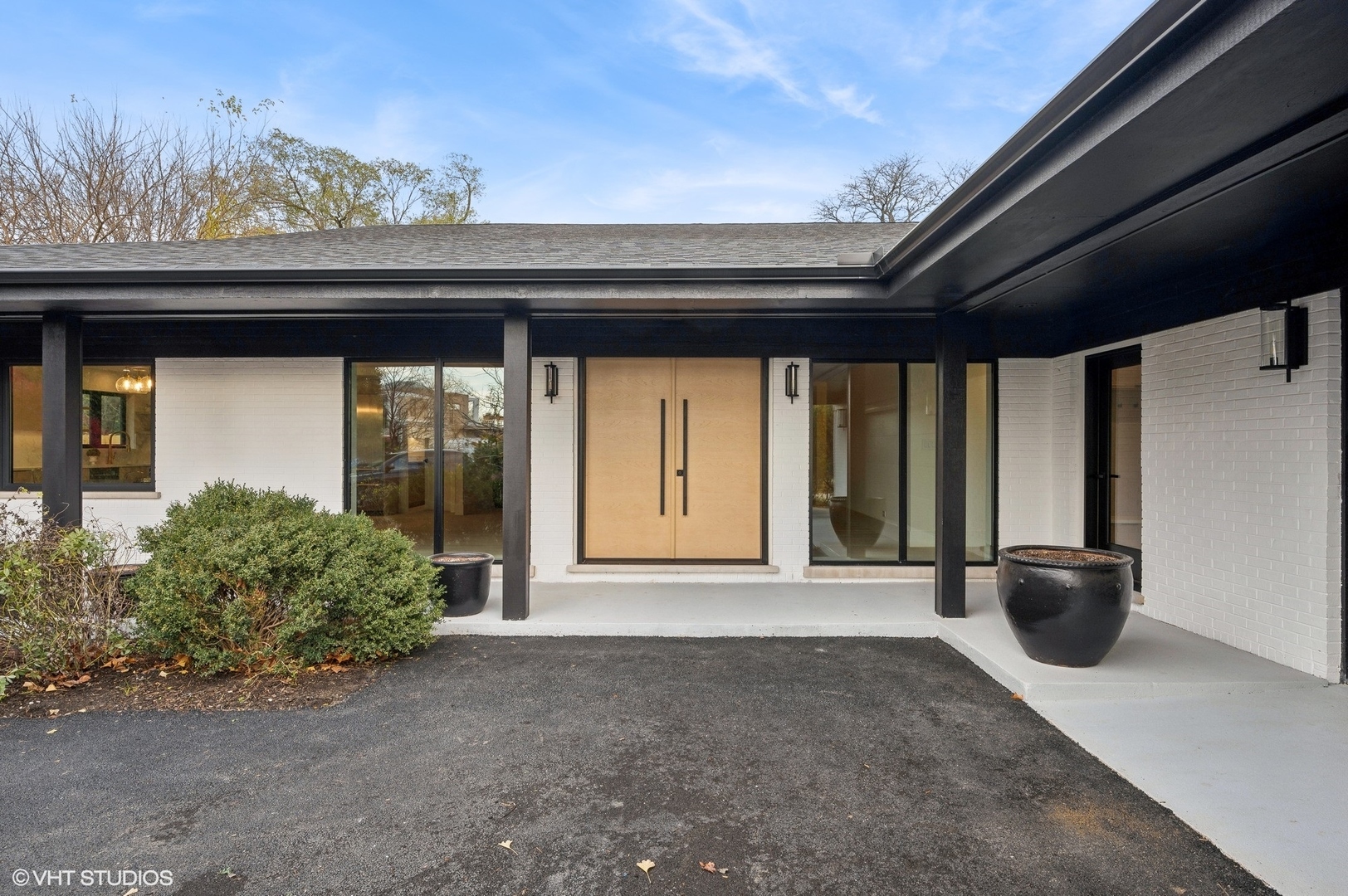 3456 Whirlaway Drive  Northbrook IL 60062 photo