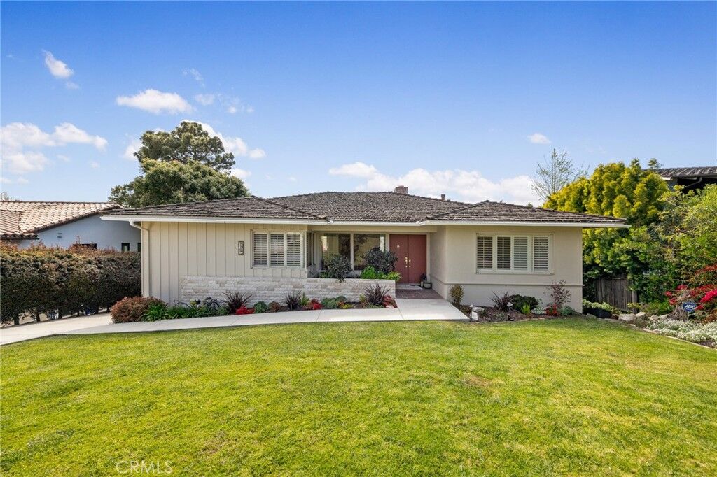 Property Photo: 2209 Via La Brea CA 90274