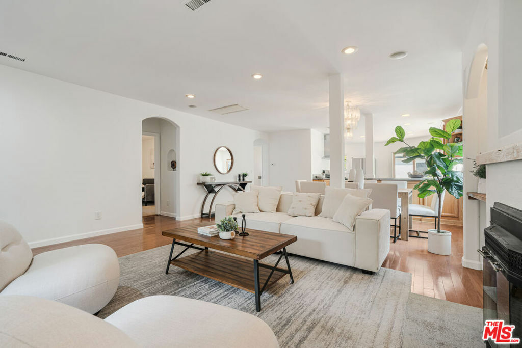 Property Photo: 7393 W 81st Street CA 90045