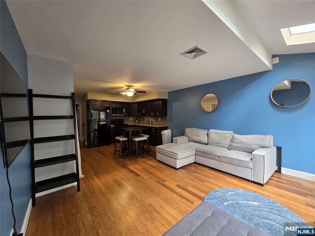 Property Photo: 31 Fairmount Avenue 13A NJ 07601