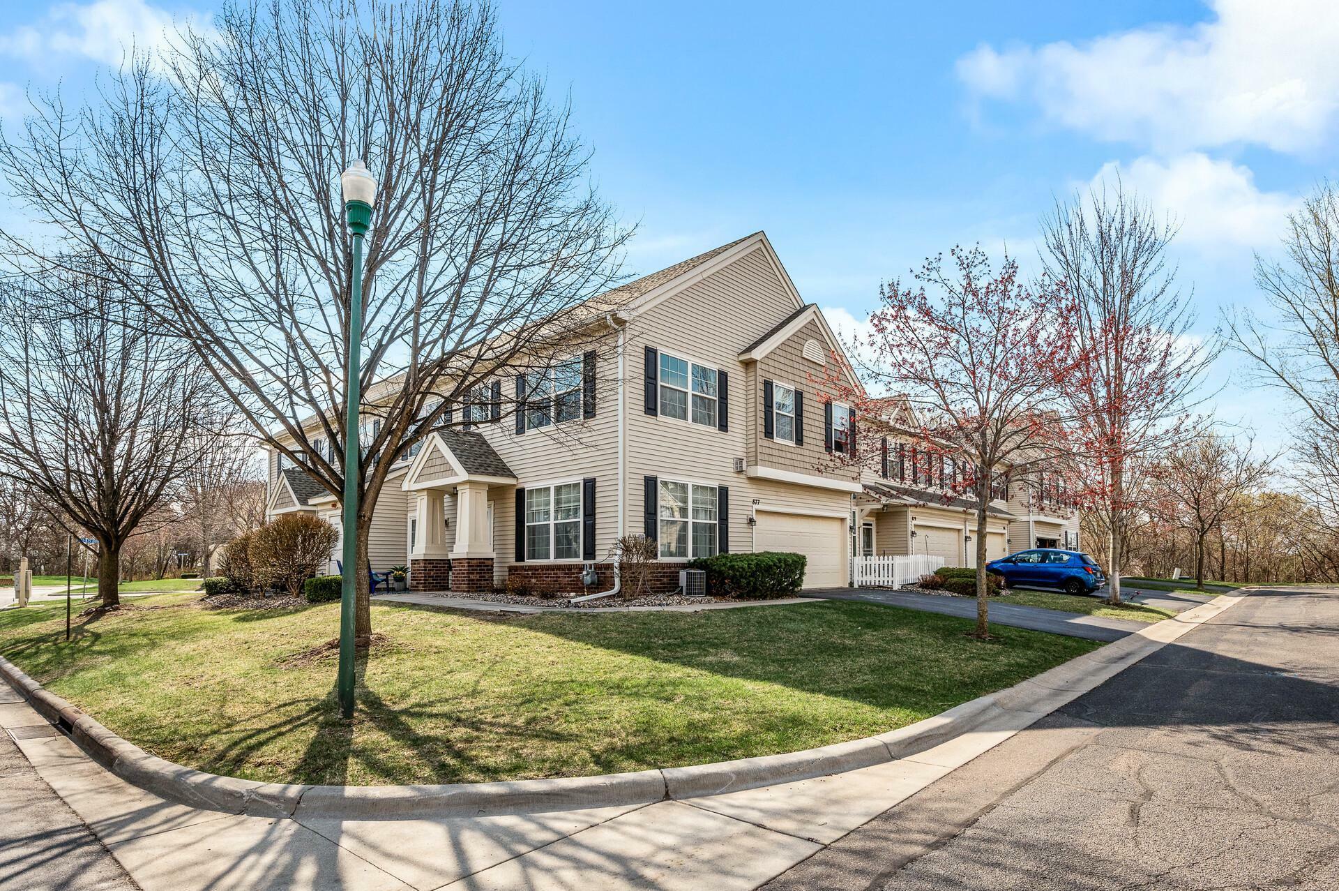 Property Photo: 877 Braunworth Court MN 55318