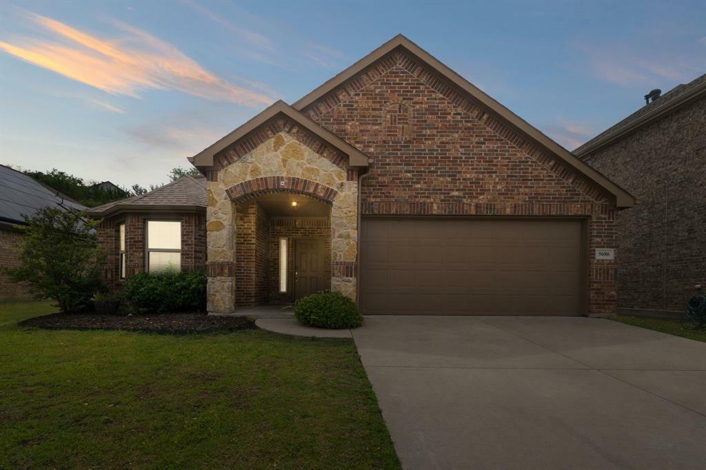 5686 Mountain Hollow Drive  Dallas TX 75249 photo