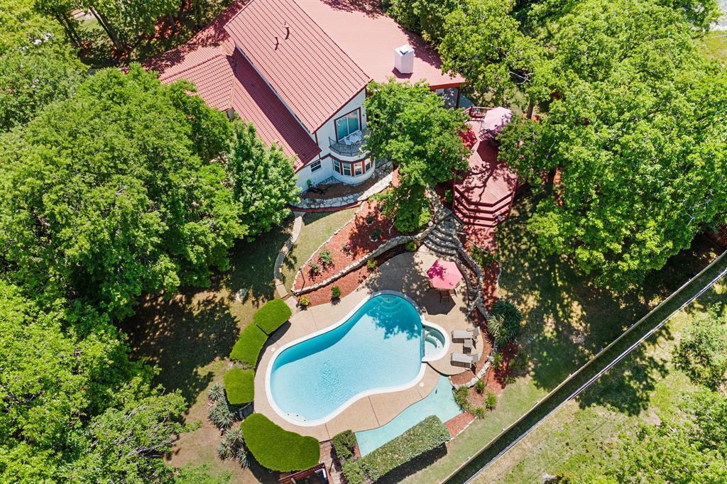 Property Photo: 2013 Florence Road TX 76262