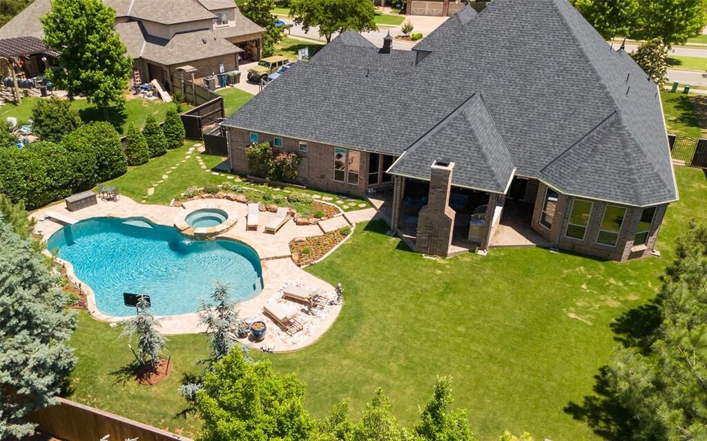Property Photo:  4301 Frisco Bridge Boulevard  OK 73034 