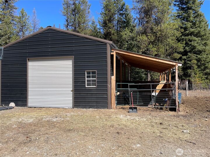 Property Photo: 259 B S Mt Anne Road WA 98859