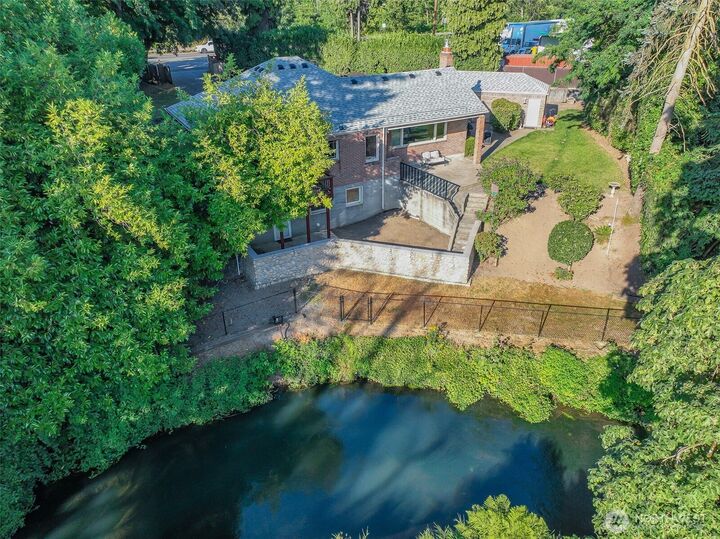 6722  River Road E  Puyallup WA 98371 photo