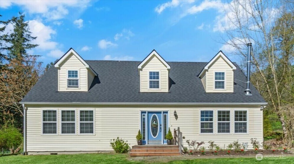 Property Photo: 29119 Ben Howard Road WA 98272