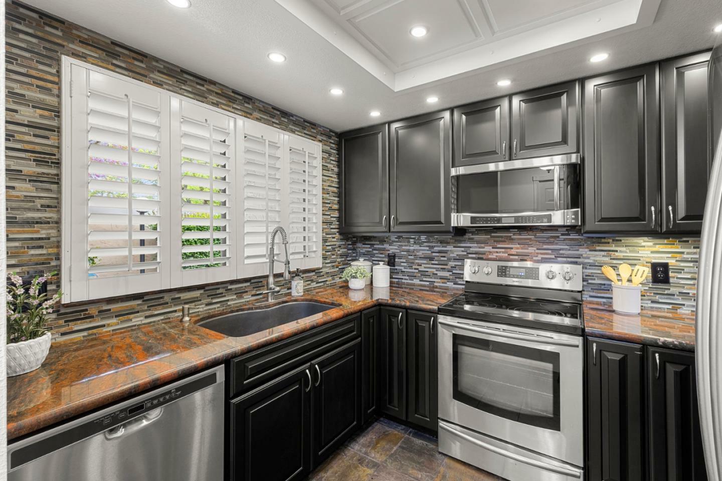 Property Photo: 260 West Dunne Avenue 4 CA 95037