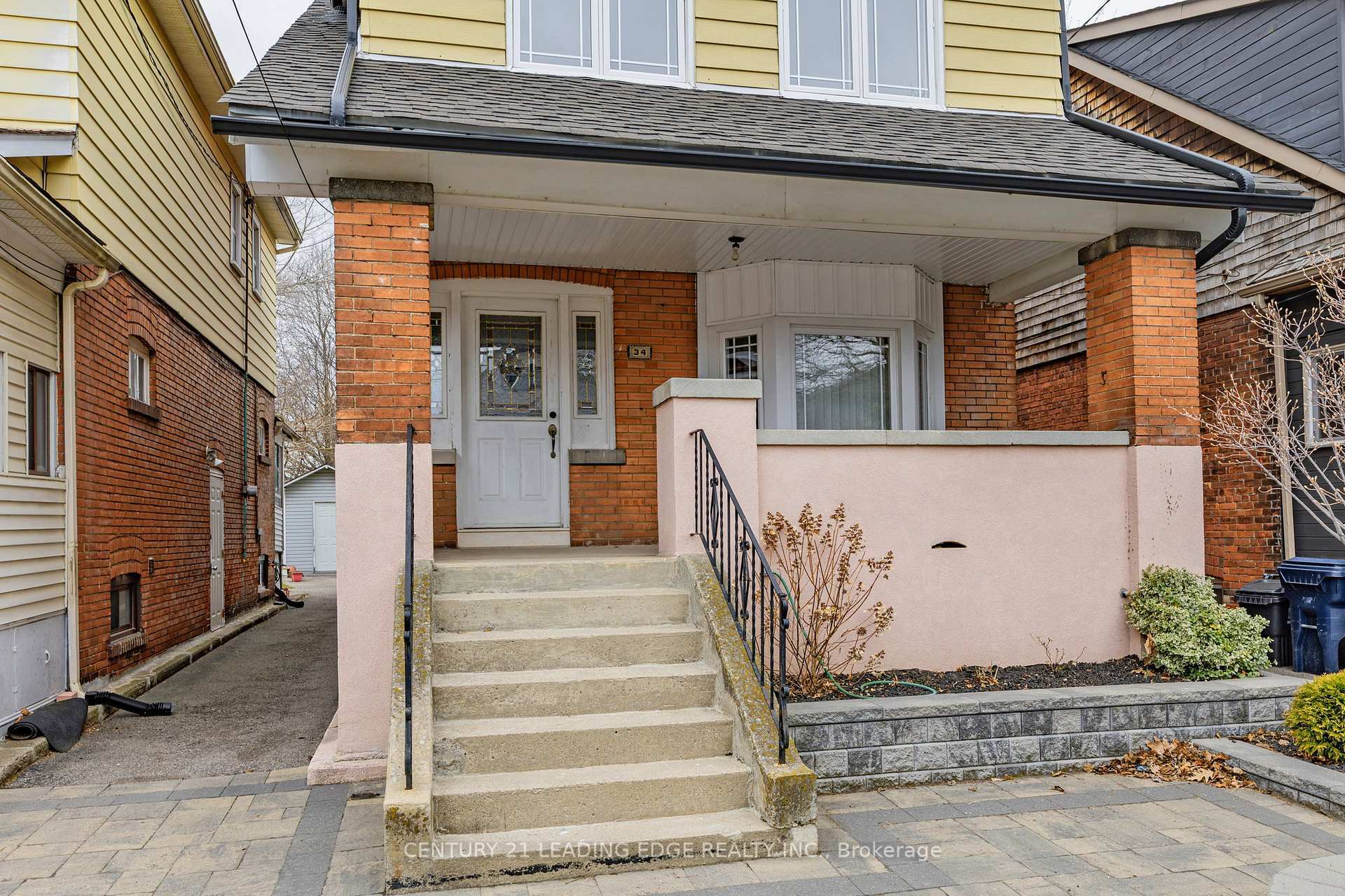 Property Photo: 34 Chisholm Avenue ON M4C 4V2