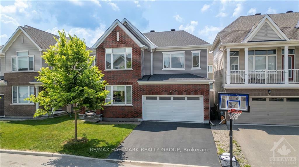 Property Photo: 34 Coppermine Street ON K2J 6P7