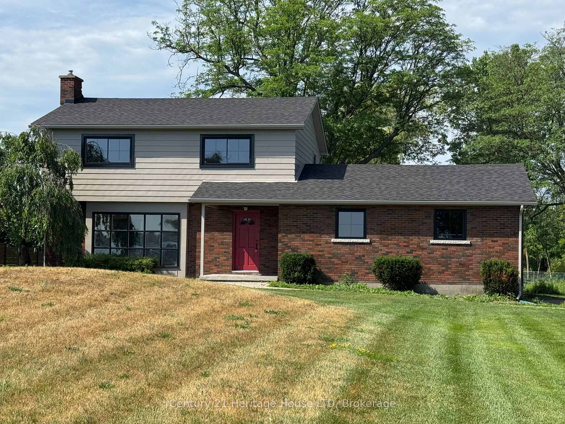 Property Photo: 1249 Niagara Parkway ON L2A 5M4