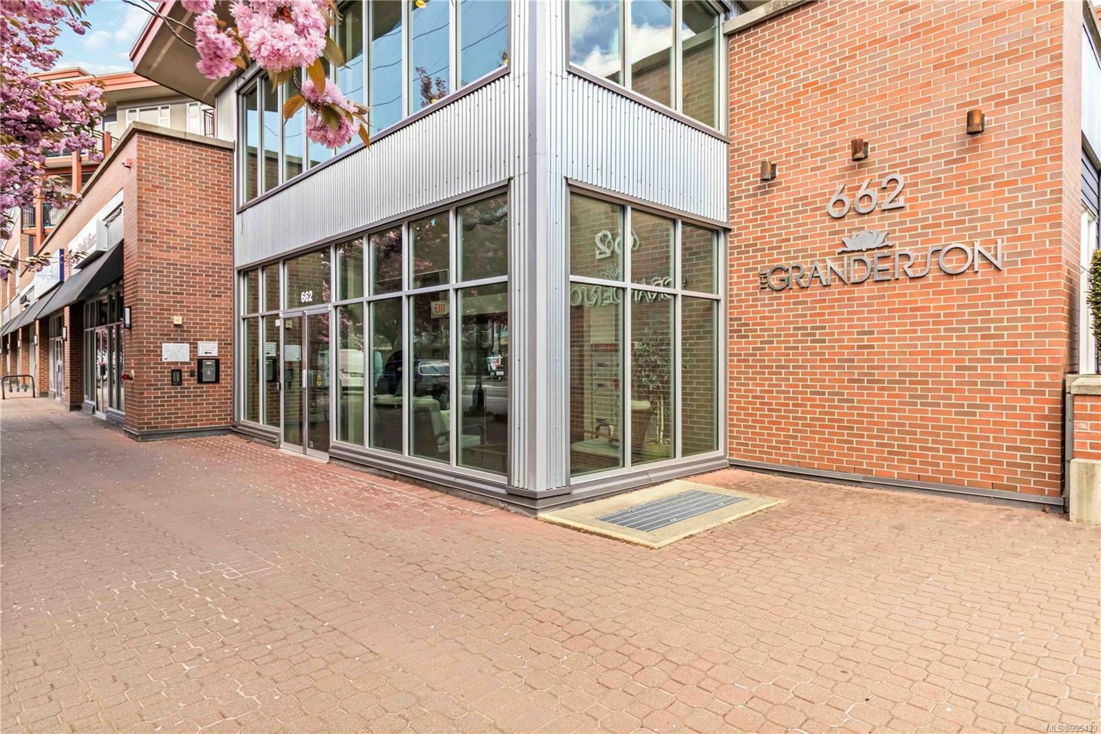 Property Photo: 662 Goldstream Ave 104 BC V9B 0N8