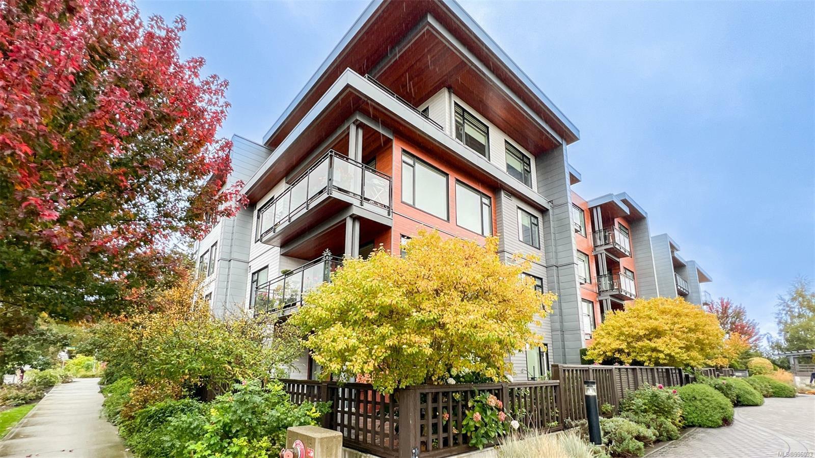 Property Photo: 3815 Rowland Ave 404 BC V8Z 0E1