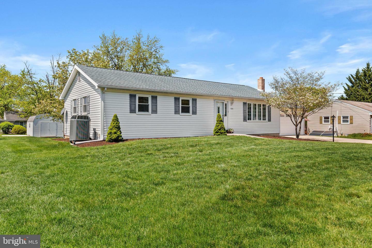 Property Photo: 1920 Sterretts Gap Avenue PA 17013