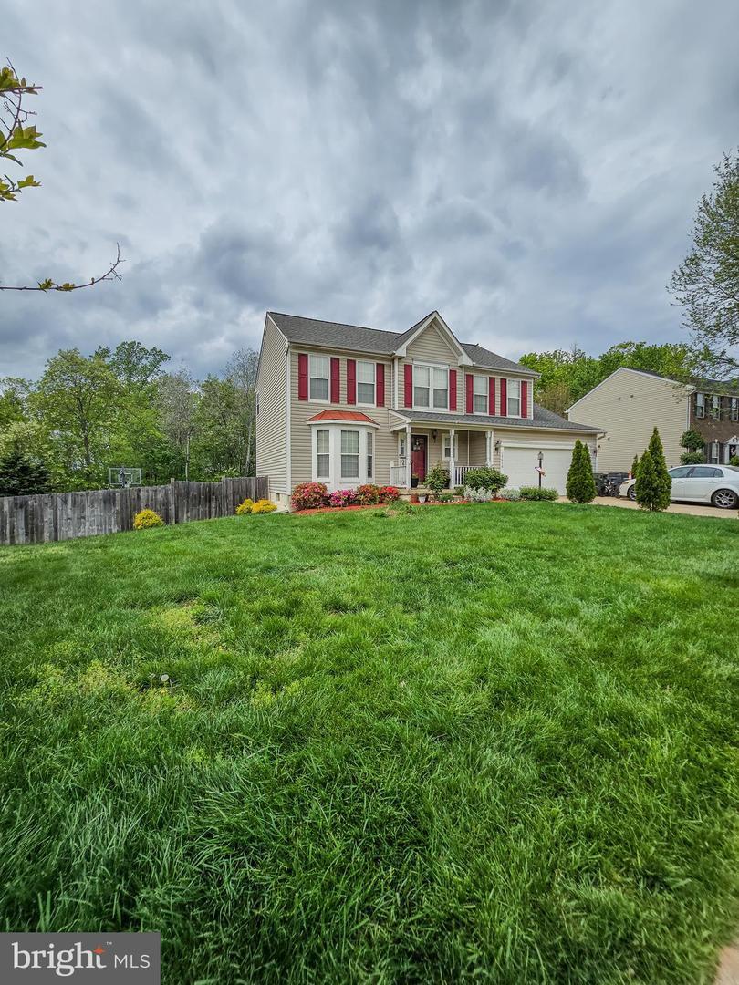 Property Photo: 17616 Chisholm Lane VA 22026