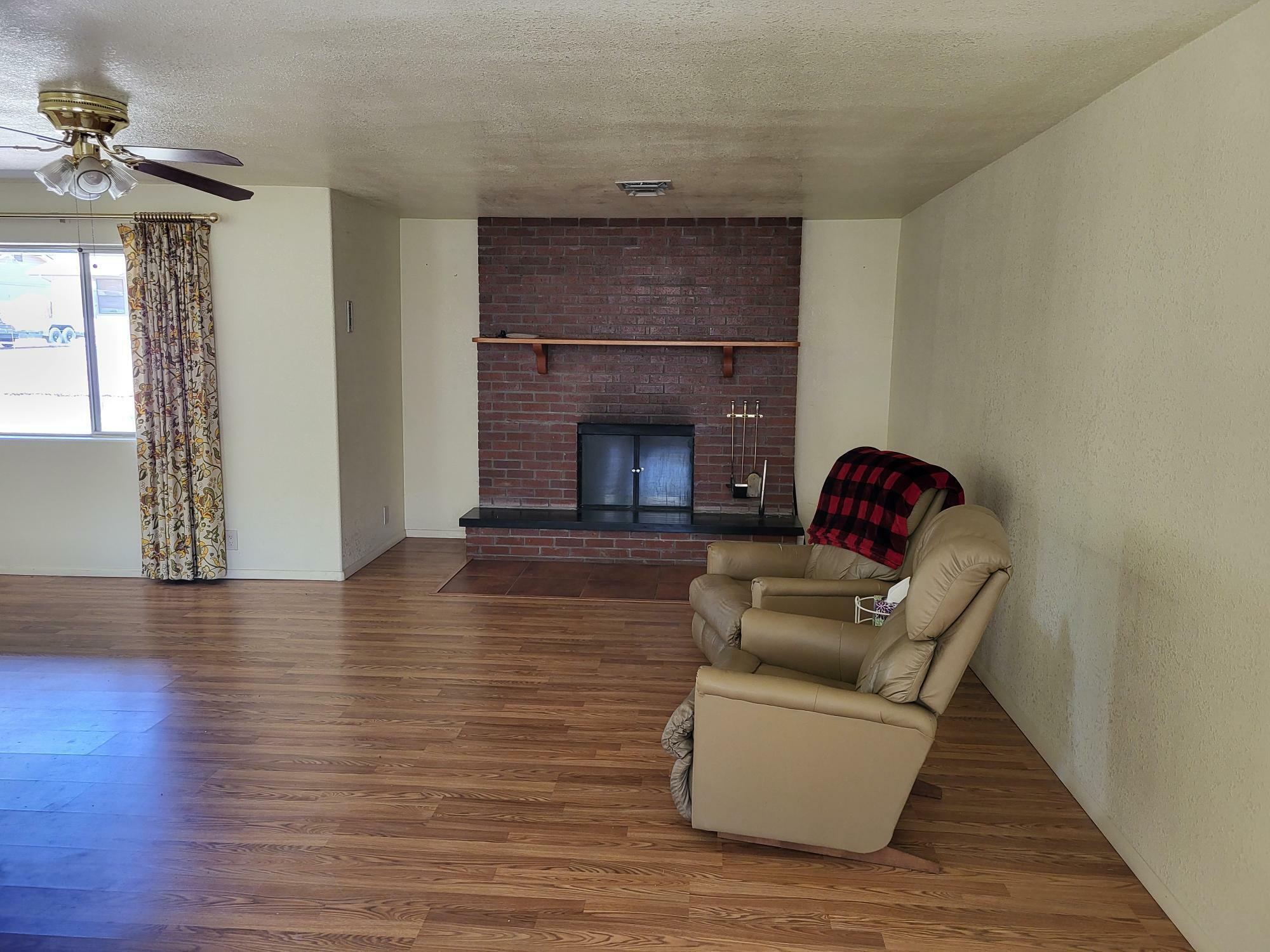 Property Photo: 43 E Sunbeam Drive AZ 85541