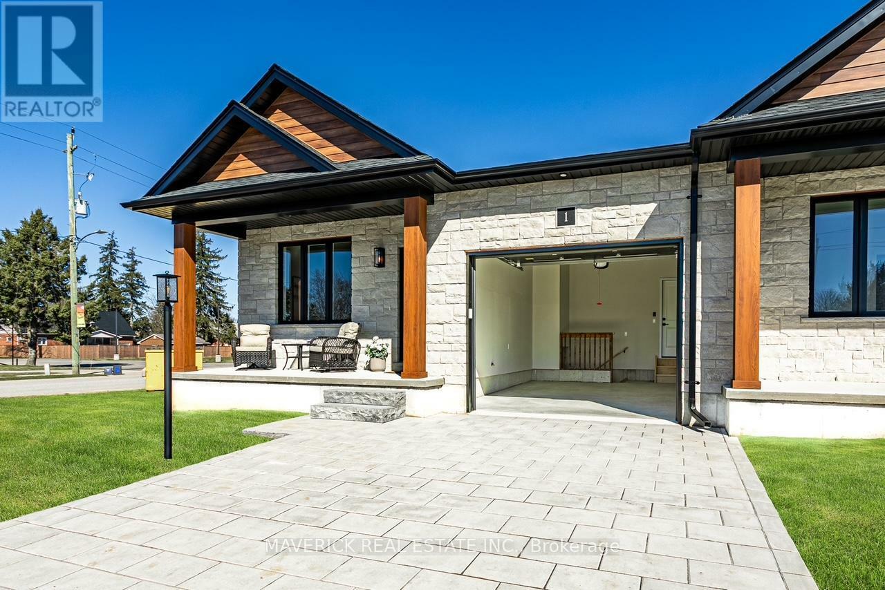 Property Photo:  183 Brock Street 2  ON N0M 2M0 