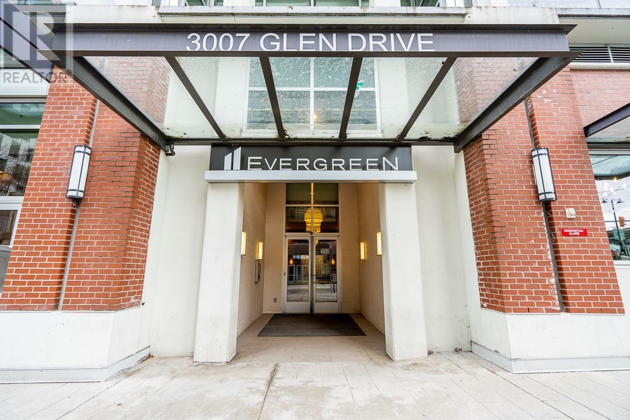 Property Photo:  3007 Glen Drive 2608  BC V3B 0L8 