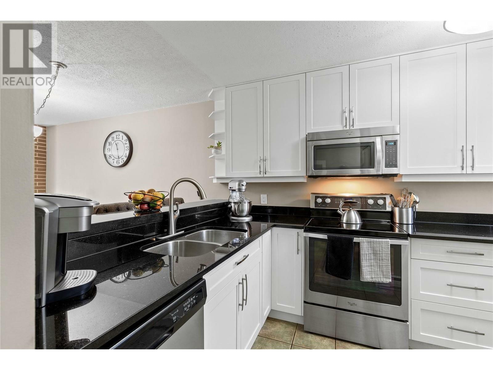 Property Photo: 4100 24 Avenue 105 BC V1T 1M2