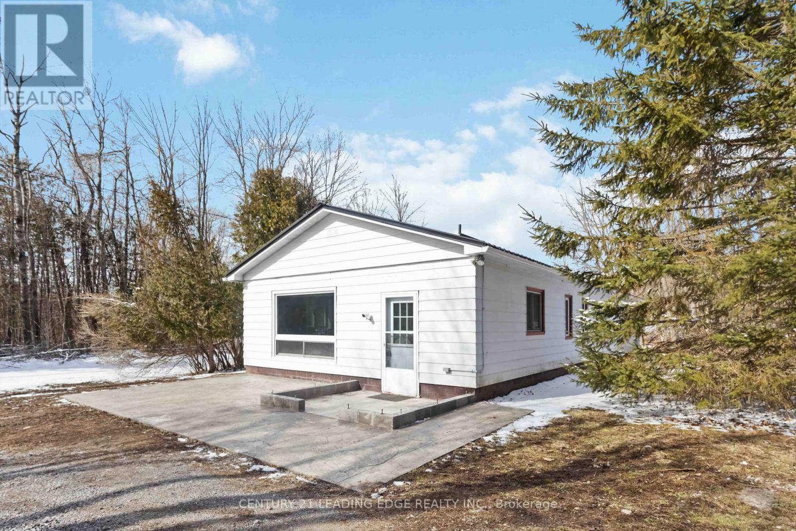 Property Photo: 9 Ferguson Road ON K0M 2B0
