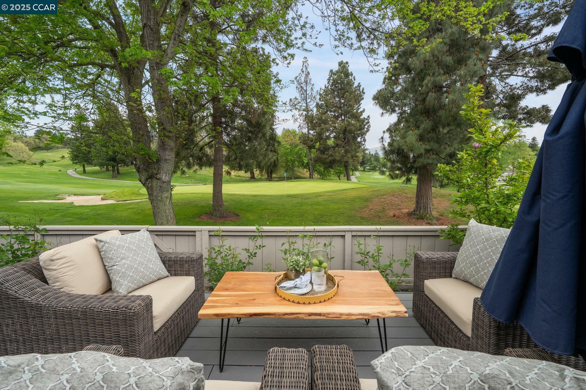 Property Photo: 2105 Myrtle Beach Ln CA 94526