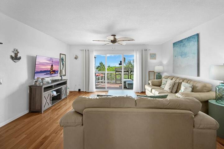 8522 Gulf Boulevard 20  Navarre FL 32566 photo